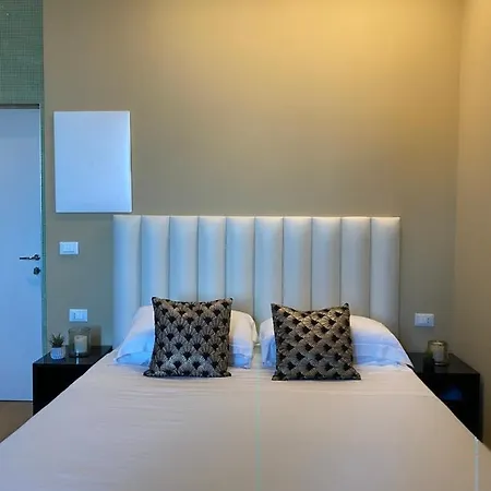 Aparthotel Terminus 4*