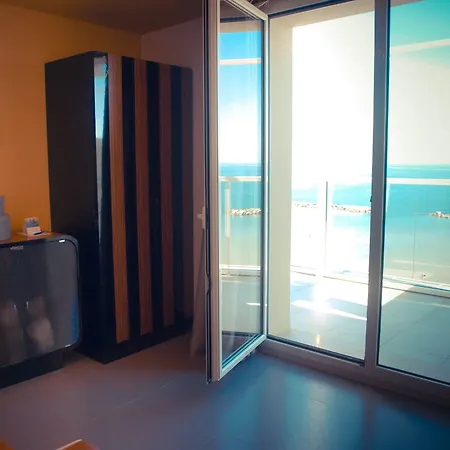 Terminus Aparthotel 4*
