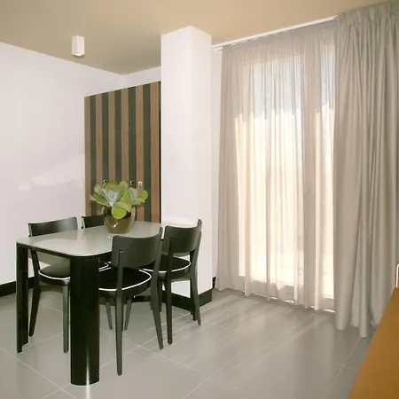Terminus Aparthotel 4*
