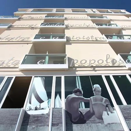 Aparthotel Terminus 4*