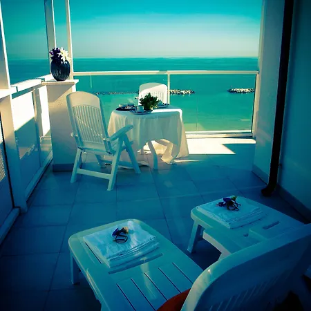 Apartmanhotel Terminus Viserba Di Rimini