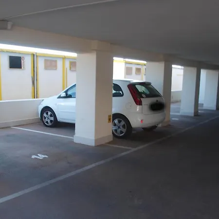 Aparthotel Terminus